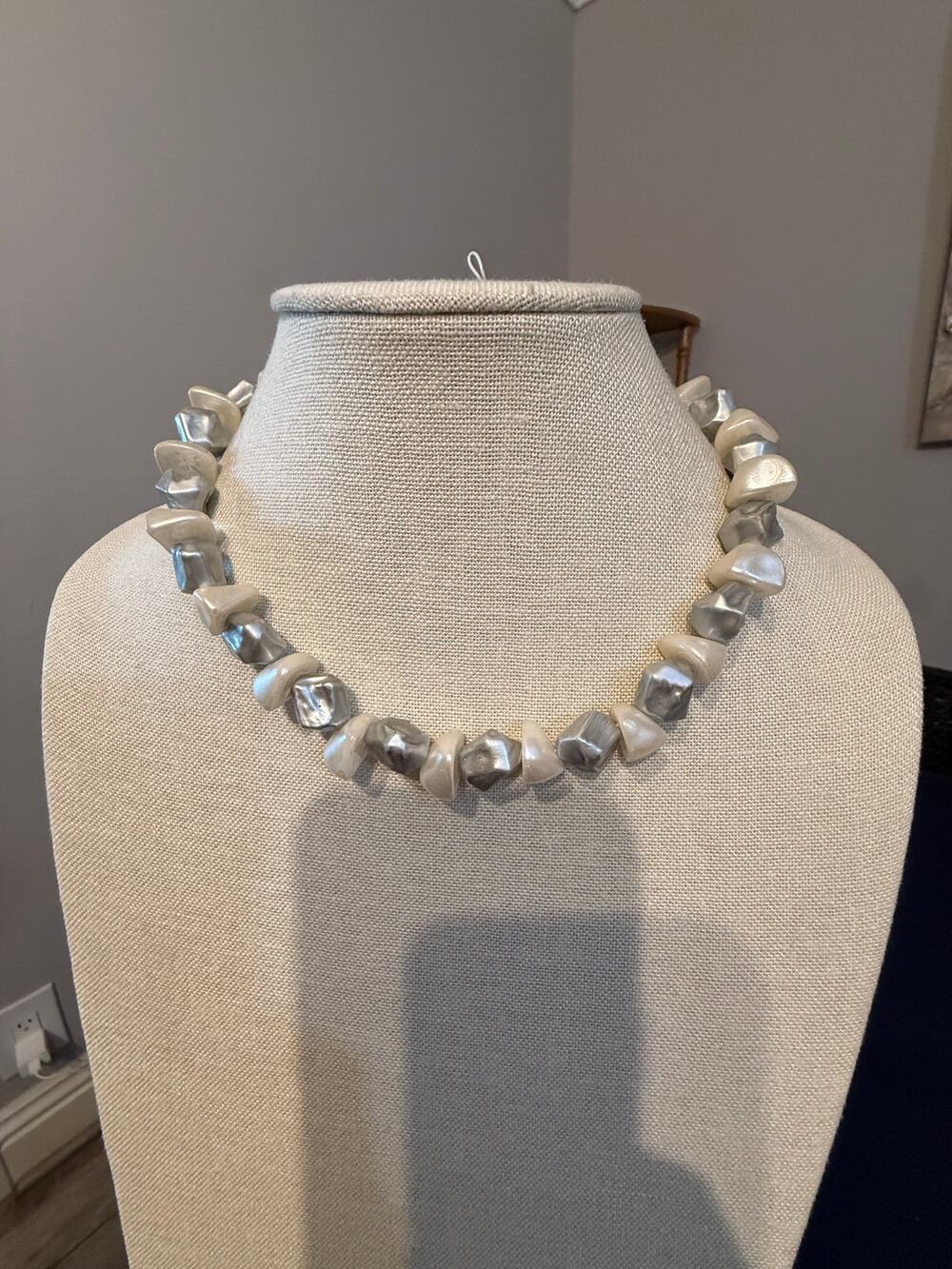Vintage Gray & Pearl Acrylic Bead Necklace 18”